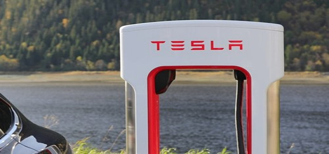 Tesla to start licensing software and supplying powertrains/batteries